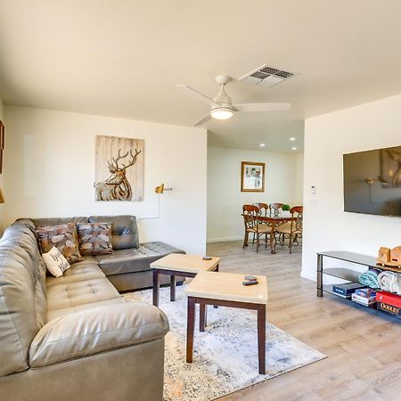 Kingman Vacation Rental With Yard And Fire Pit エクステリア 写真