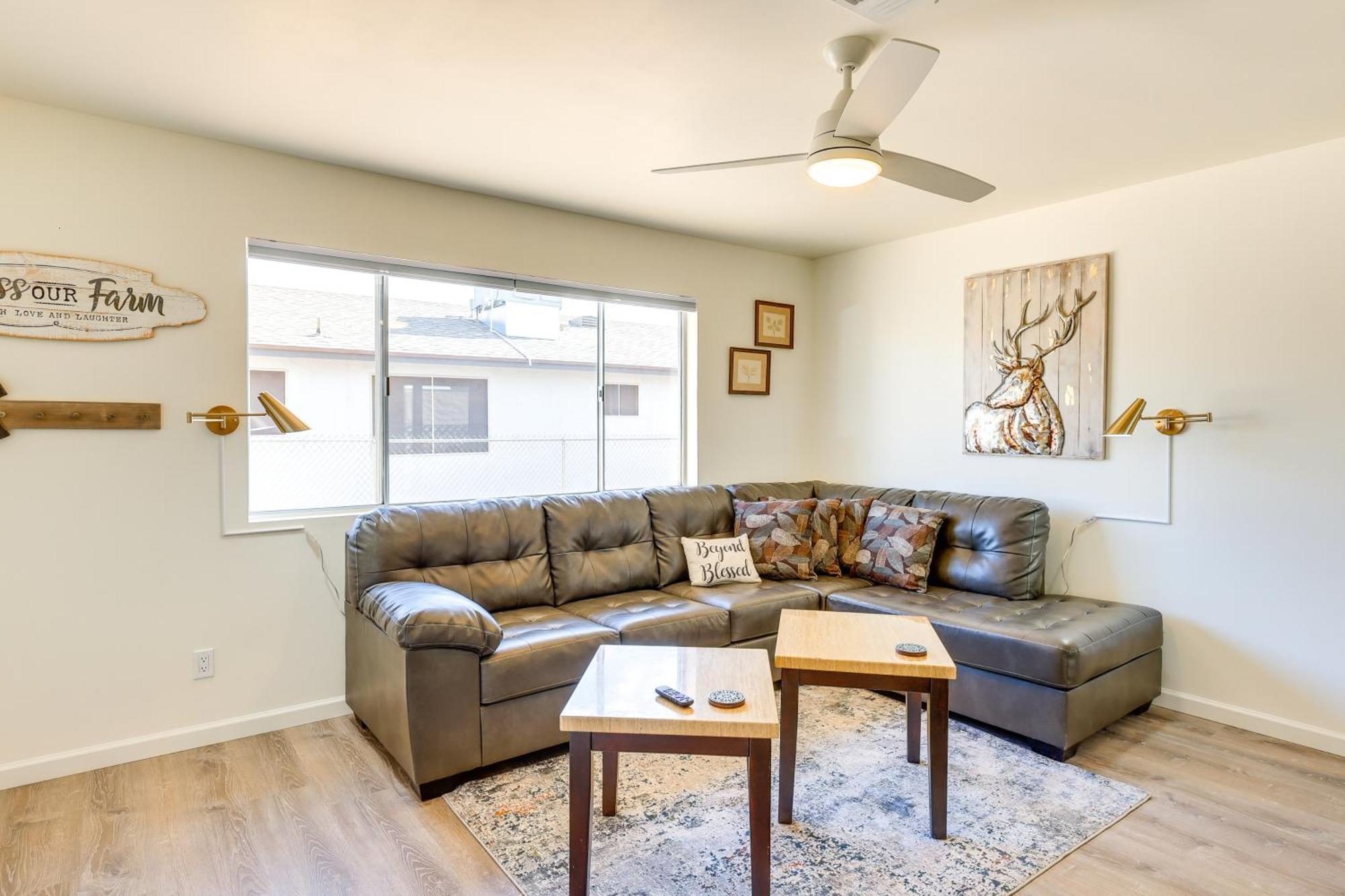 Kingman Vacation Rental With Yard And Fire Pit エクステリア 写真