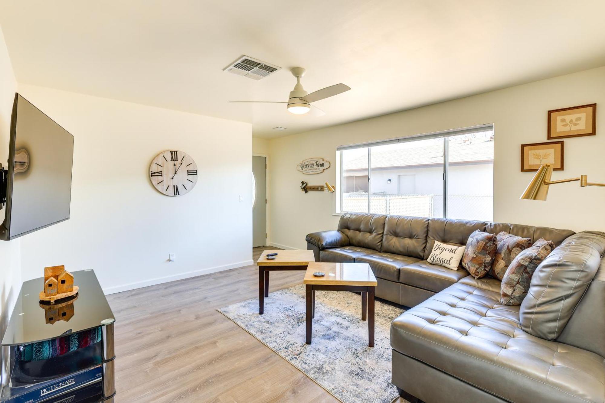Kingman Vacation Rental With Yard And Fire Pit エクステリア 写真